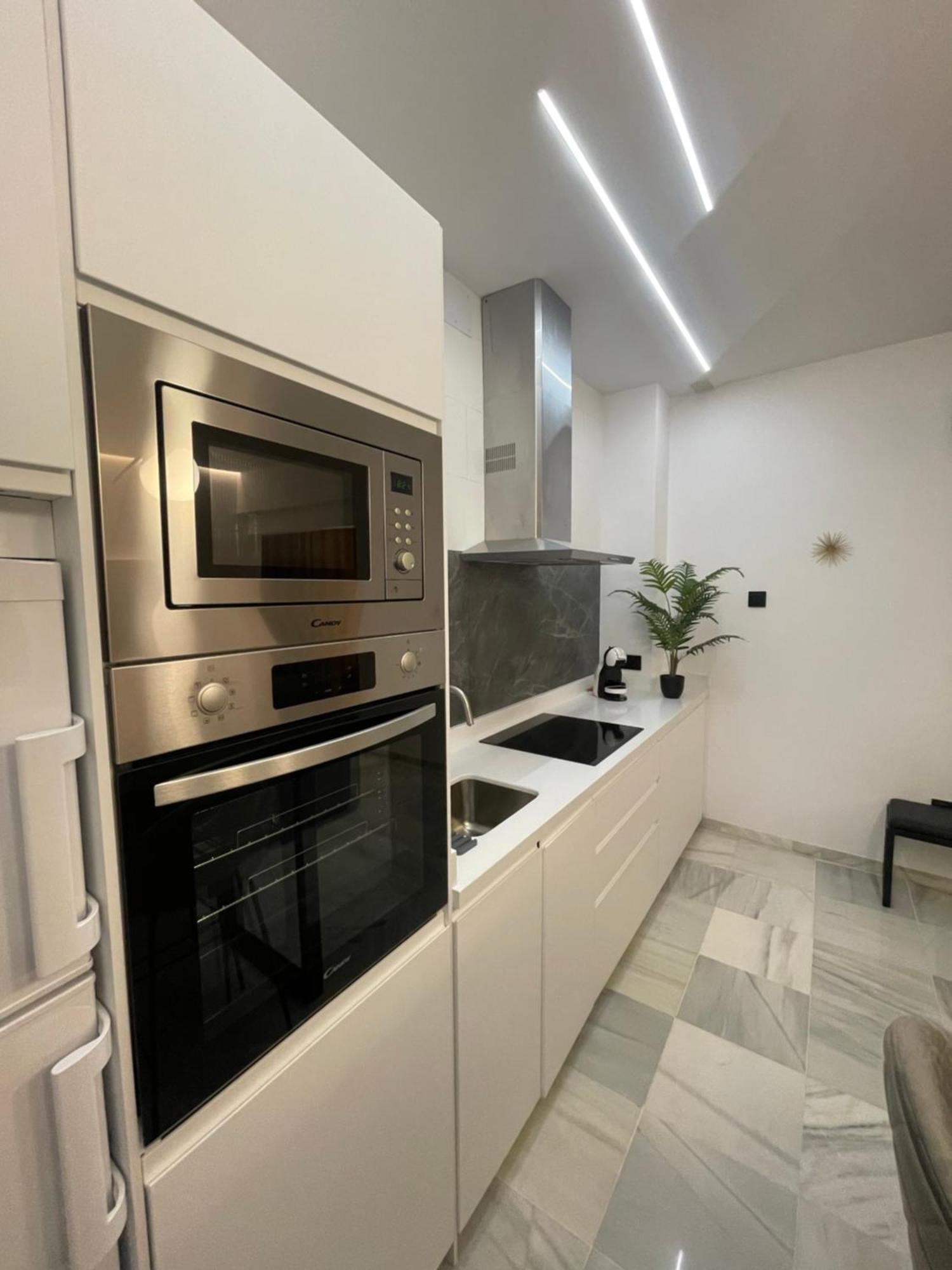 Wish Suite Ponce De Leon Sevilla Bagian luar foto
