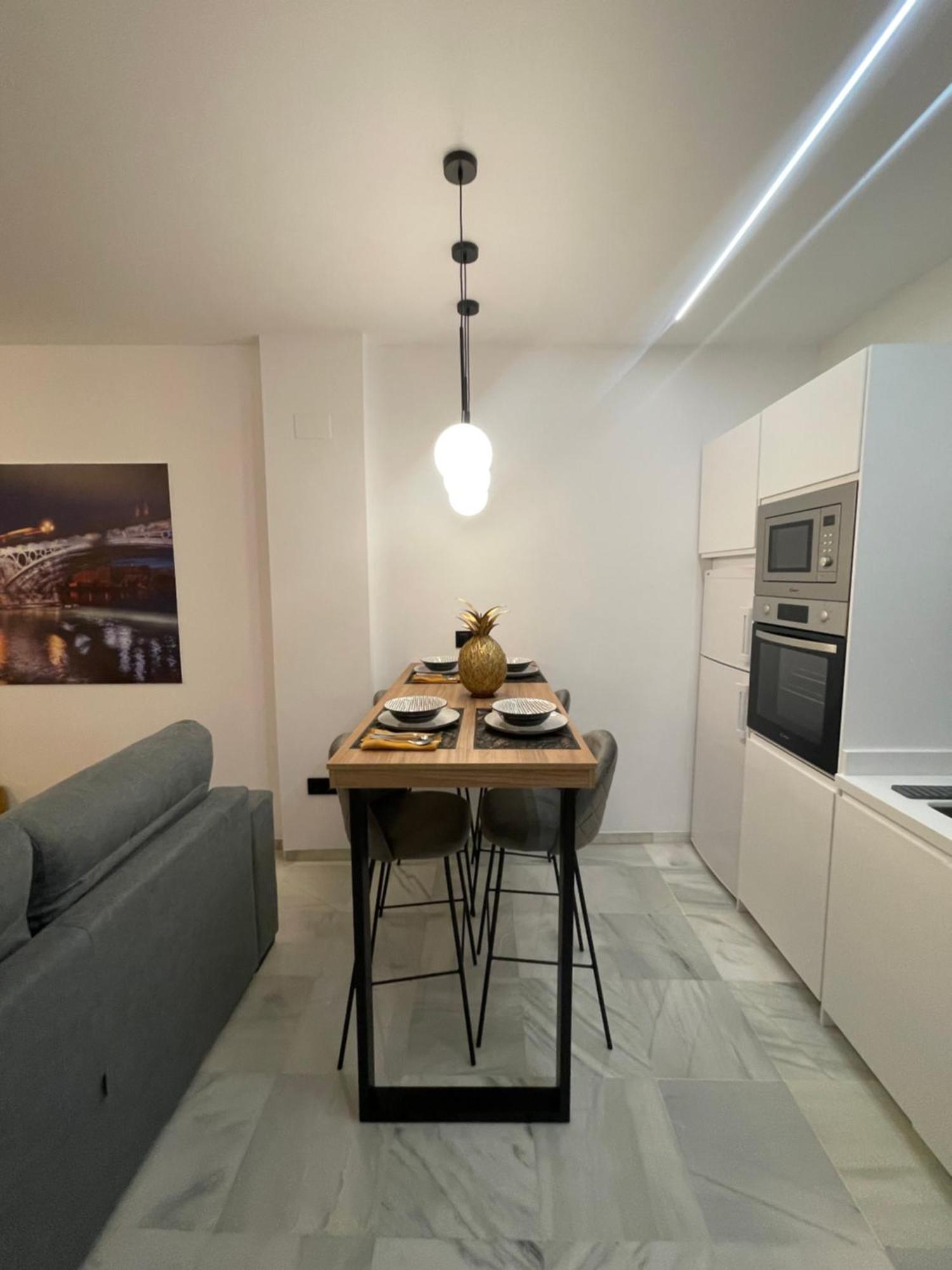 Wish Suite Ponce De Leon Sevilla Bagian luar foto